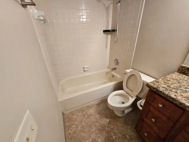  Unit 116 photo 23