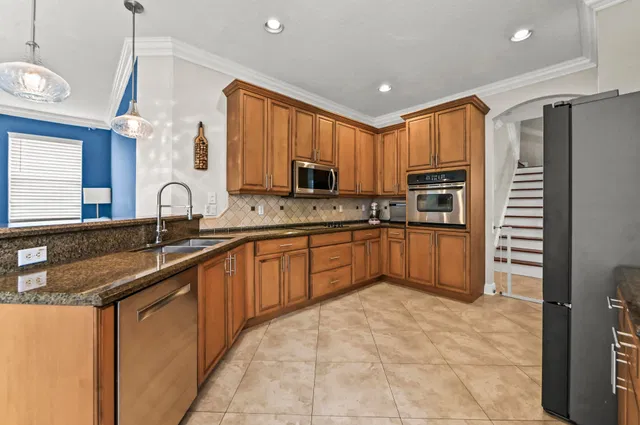  Residence photo 10