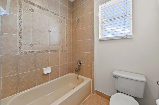  Residence photo 32