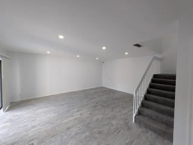  Residence photo 8