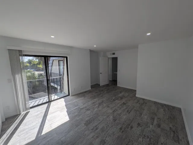  Residence photo 20