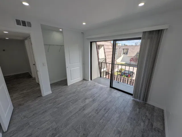  Residence photo 26
