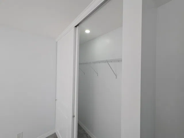  Residence photo 32