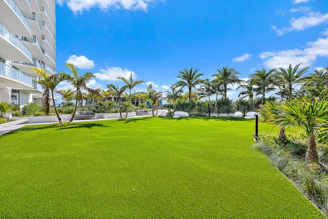 Nautilus 220 Unit 1402 photo 41