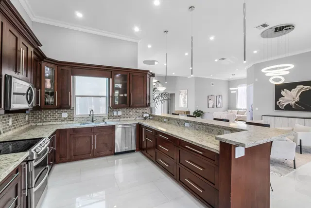 St. Andrews Country Club Residence photo 16