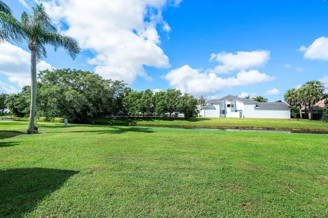St. Andrews Country Club Residence photo 39