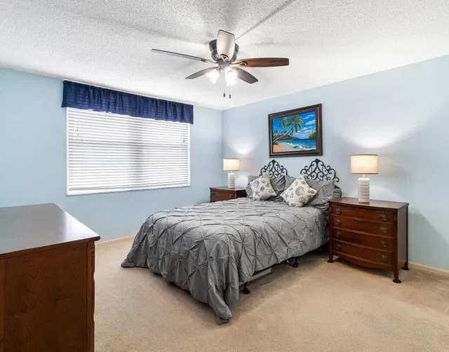 Unit 408 photo 10