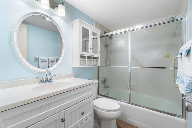 Unit 408 photo 12