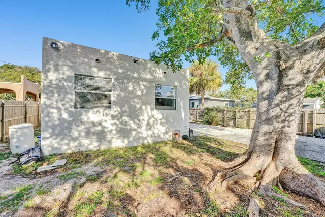 West Palm Beach Residence photo 34