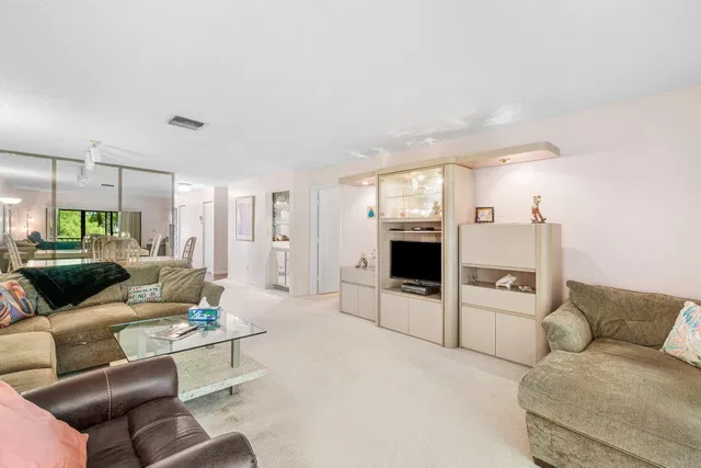 Boca Lago Country Club Homes Unit D photo 5