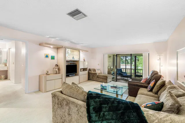 Boca Lago Country Club Homes Unit D photo 8