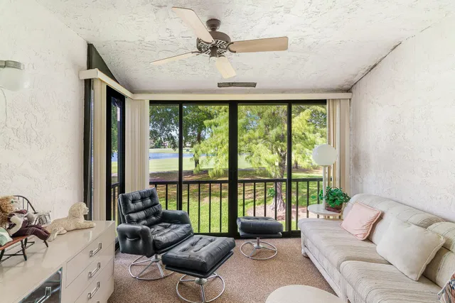 Boca Lago Country Club Homes Unit D photo 9