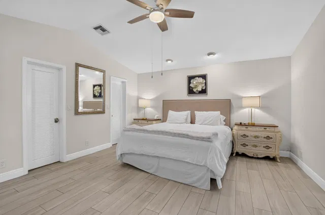 Residence photo 34