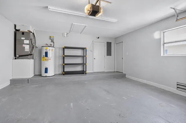 Residence photo 48