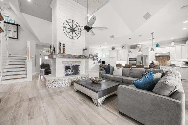 Residence photo 18