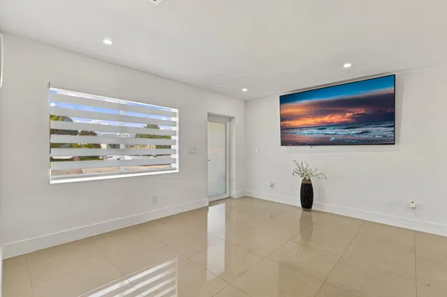 Residence photo 13