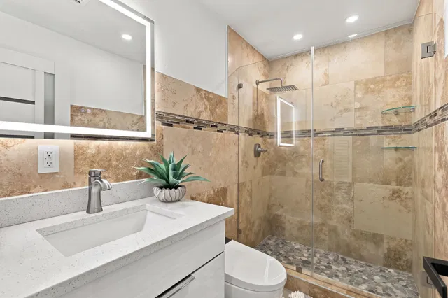 Residence photo 17