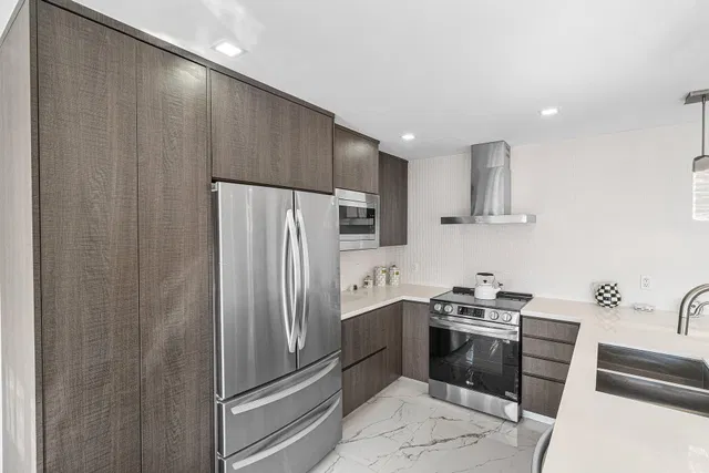 Residence photo 6
