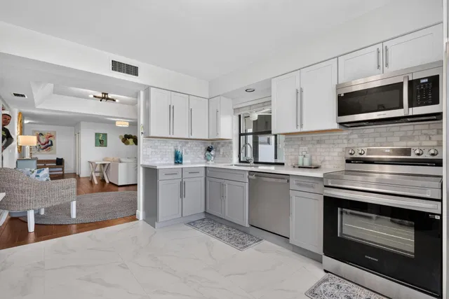 Jonathan's Landing Jupiter FL Unit 132 photo 36