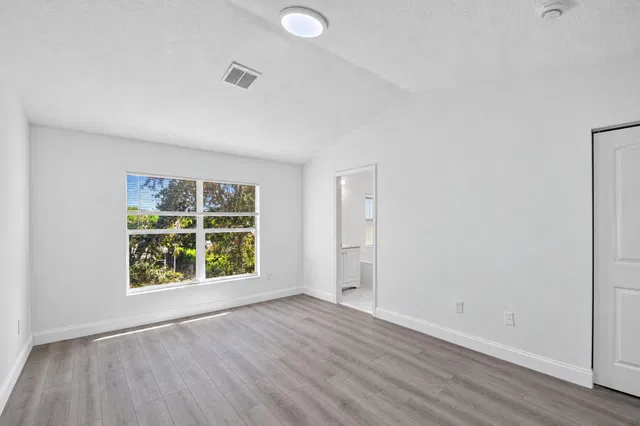  Residence photo 20