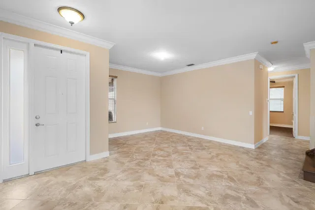 Residence photo 13