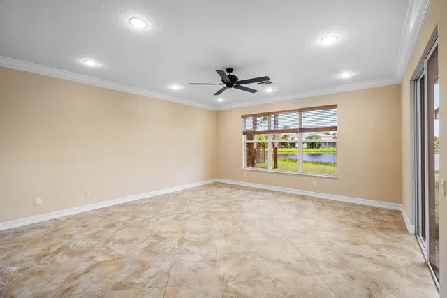 Residence photo 28