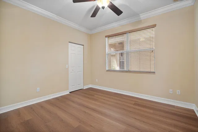 Residence photo 57