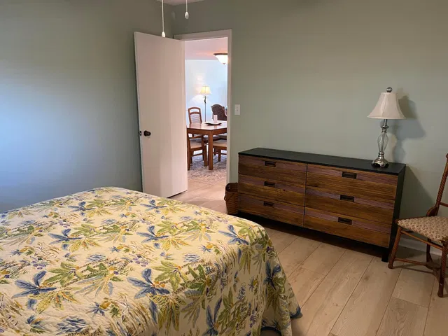  Unit 515 photo 20