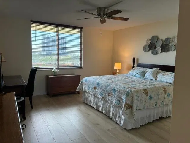  Unit 515 photo 32