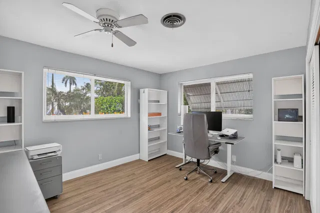 Residence photo 11