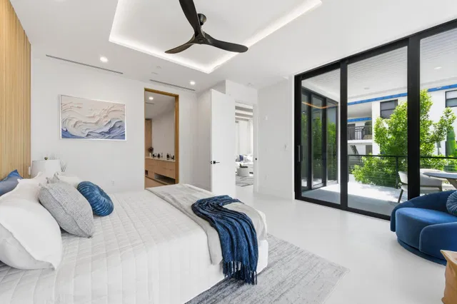 Palm Beach Shores Unit 201 photo 17