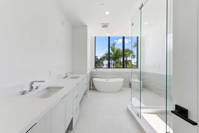 Palm Beach Shores Unit 201 photo 34