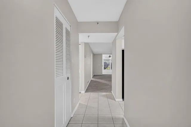 Unit 109 photo 5