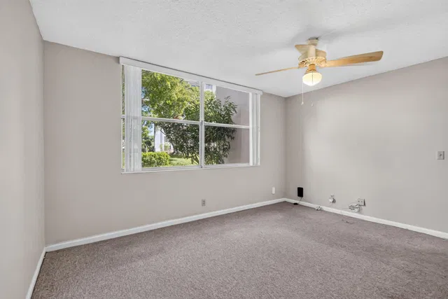 Unit 109 photo 30
