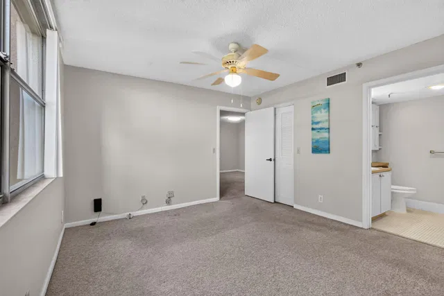 Unit 109 photo 31