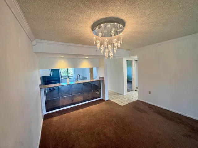  Unit 405 photo 37