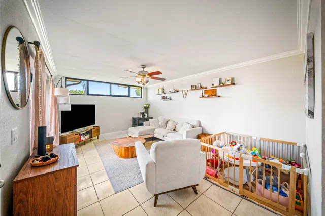  Residence photo 17