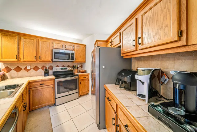  Residence photo 20