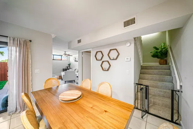  Residence photo 23