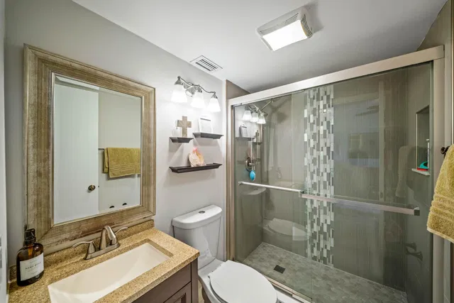  Residence photo 32