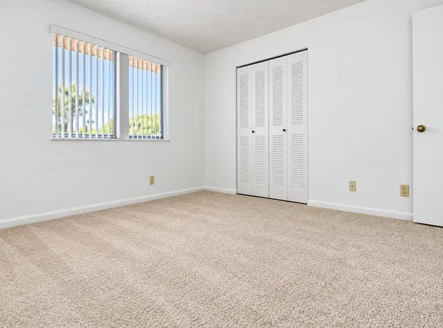 Unit 306-C photo 8