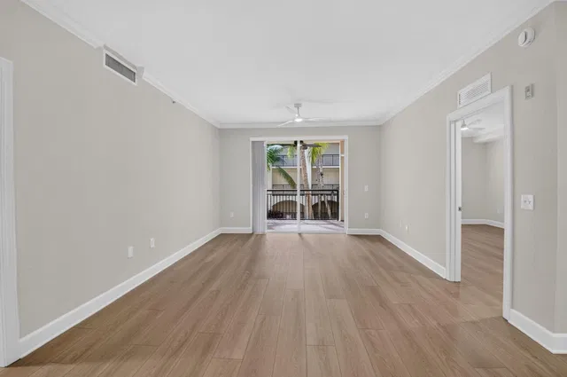  Unit 4214 photo 8