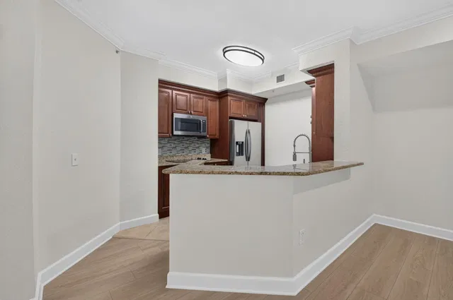  Unit 4214 photo 12