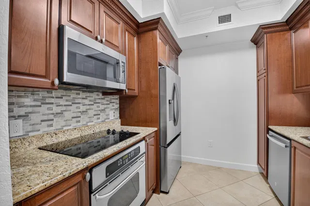  Unit 4214 photo 13