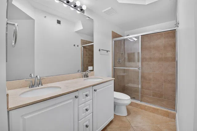  Unit 4214 photo 21