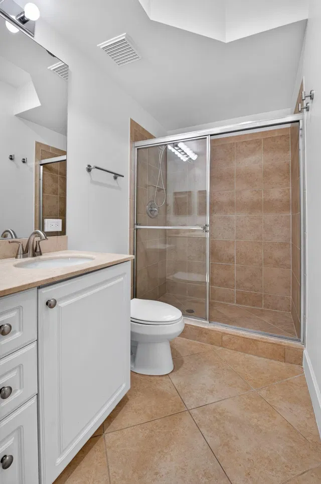  Unit 4214 photo 22