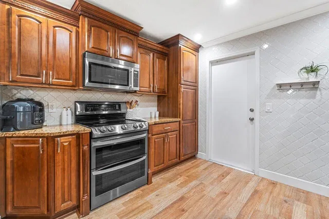  Residence photo 27