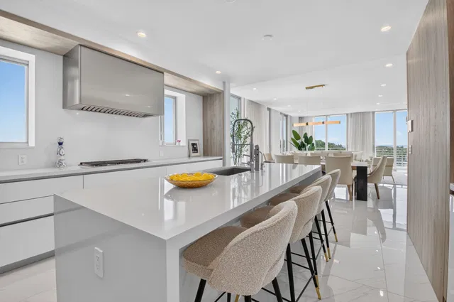 Royal Palm Residences Boca Raton Unit 601 photo 19