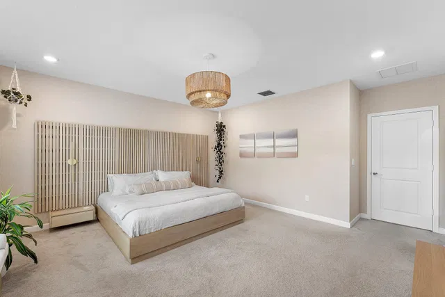  Residence photo 30