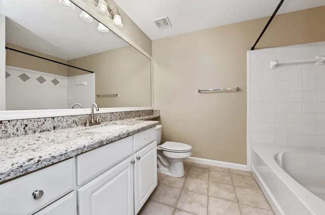  Unit 2104 photo 12